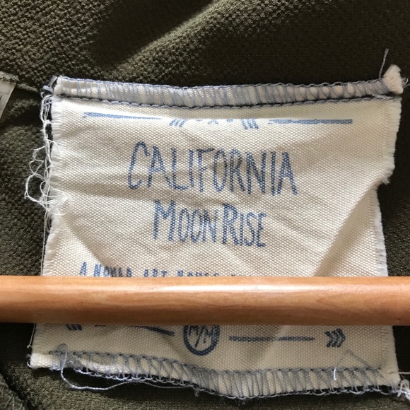 Long button down shirt - California Moon Rise - Picture 3 of 4